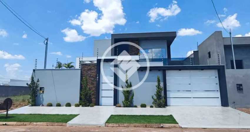 Vende-se Sobrado de Alto Padrão, mobiliada ( porteira fechada ), 400m² construída com móveis planejados - Campo Verde (MT) - Valor: R$ 3.900.000,00 codigo: 99314