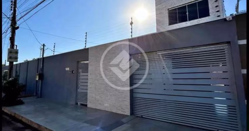 casa maravilhosa de 252m2  com 4 quartos sendo 3 suites, 5 banheiros, sala e cozinha interligada, area gourmet, piscina, garagem para 3 carros, lavanderia, moveiis planejados em todos os comodos, 5 ca