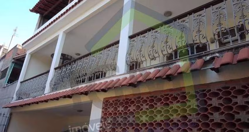 Casa Duplex para venda tem 136 metros quadrados com 2 quartos em Centro - Mesquita - RJ