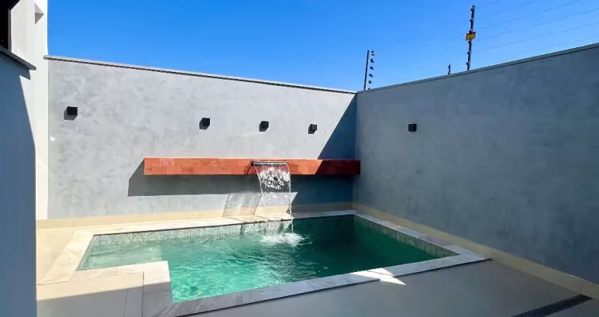 Casa Nova- 3 qtos (2 suítes) Piscina, Ótimo, acabamento