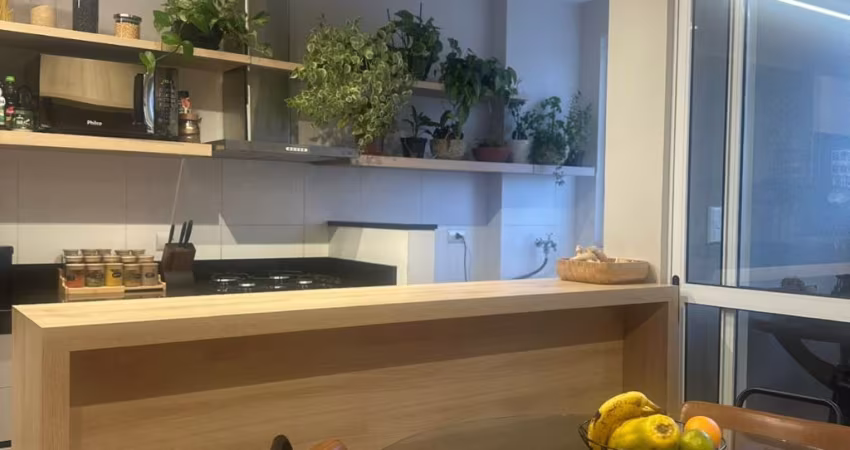 Lindo Loft  - 2 Quadras - AV: Cerro Azul- Todos Móveis
