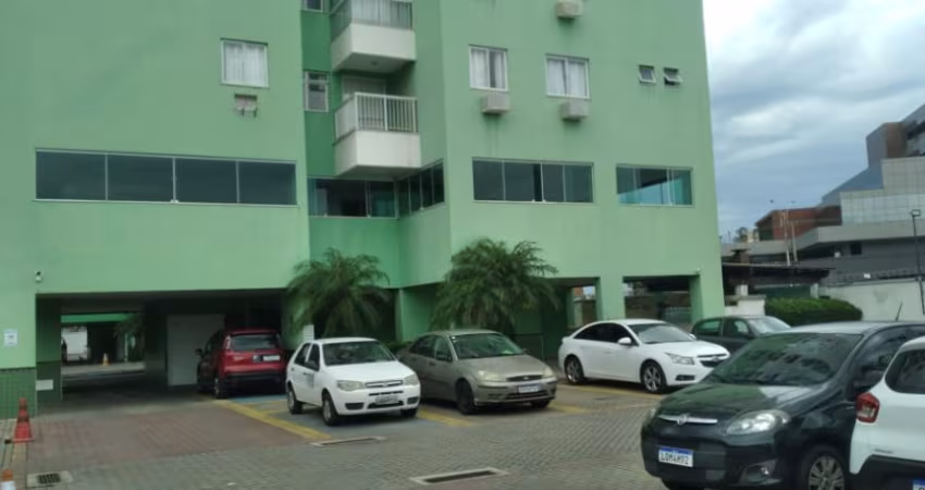 Vendo Apartamento Mobiliado, Bairro da Gloria, 2 Qtos, sendo 1 suite, vaga para carro, Macaé/RJ,