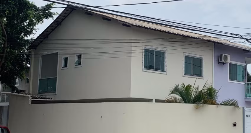 Vendo Mirante da Lagoa  Casa 3 Qtos sendo 1 suite, Gar, Macaé/RJ