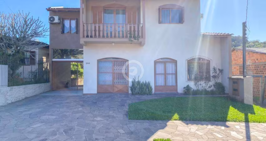 Venda | Casa com 285,00 m², 4 dormitório(s). Floresta , Estancia velha