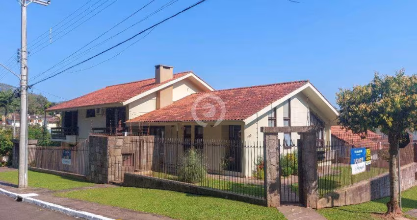 Casa à venda em Novo Hamburgo, Jardim Mauá, com 4 quartos, com 263.14 m²