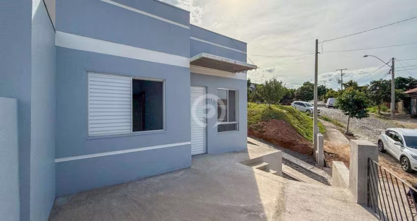 Casa à venda em Novo Hamburgo, Boa Saúde, com 2 quartos, com 51.81 m²