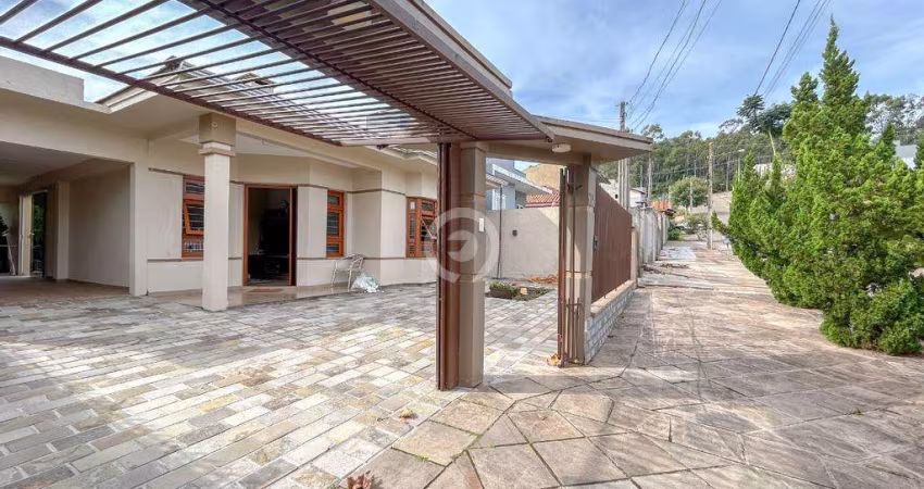 Casa à venda em Estância Velha, Lago Azul, com 1 quarto, com 74 m²