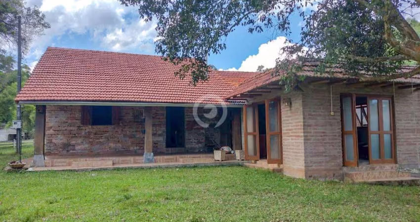 Chácara à venda em Brochier, Centro, com 2 quartos, com 60000 m²