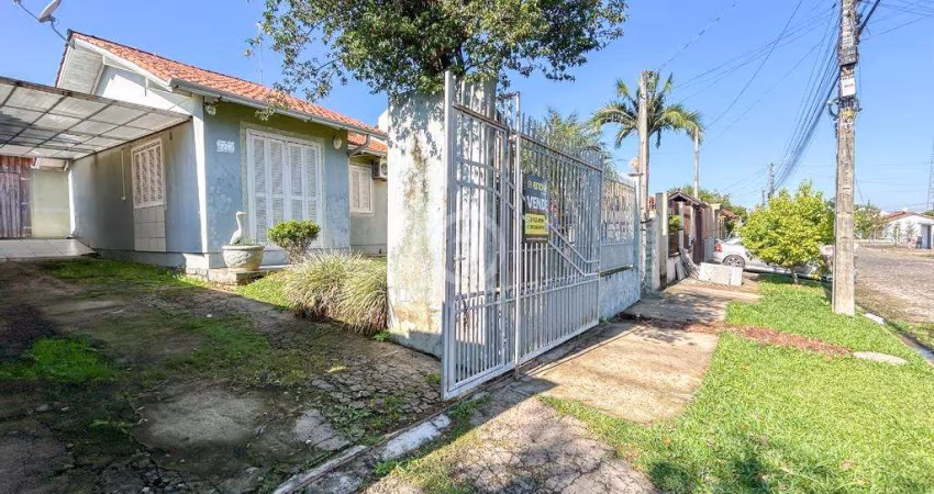 Casa à venda em Estância Velha, Lago Azul, com 1 quarto, com 90 m²