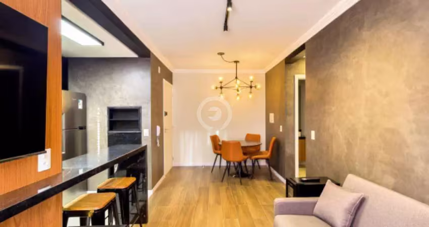 Apartamento mobiliado | duas vagas cobertas | centro |suíte