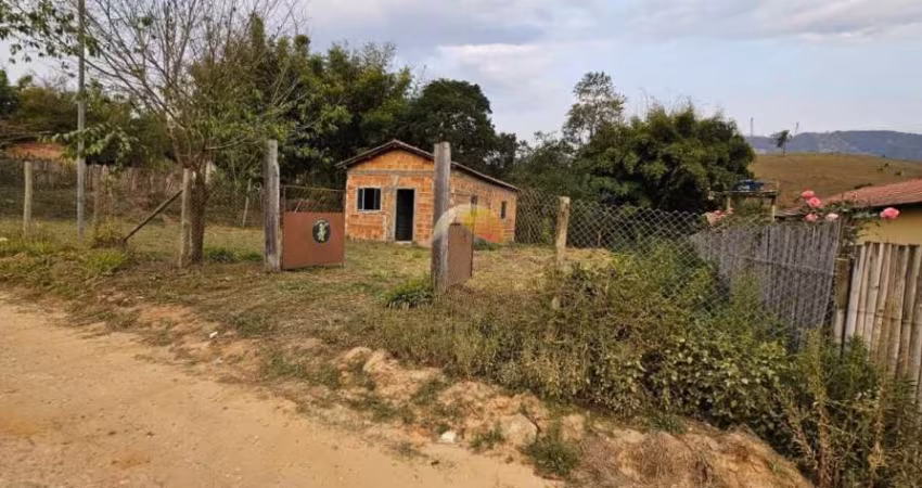 VENDE-SE CHÁCARA NOS FREIRES EM PIRANGUÇU - CH1516