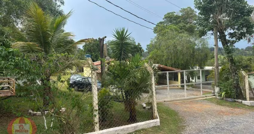 Chácara com 3 dormitórios à venda, 4500 m² por r$ 1.050.000 - farias - araçoiaba da serra/sp