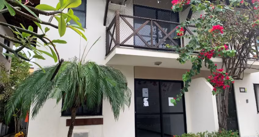 Village exclusivo à venda em itapuã – viva a poucos metros do farol!