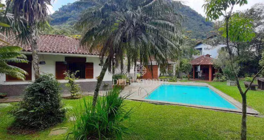 Casa com 5 dormitórios à venda, 408 m² por R$ 1.600.000,00 - Granja Guarani - Teresópolis/RJ