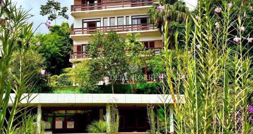 Casa com 8 dormitórios à venda, 554 m² por R$ 1.800.000,00 - Carlos Guinle - Teresópolis/RJ