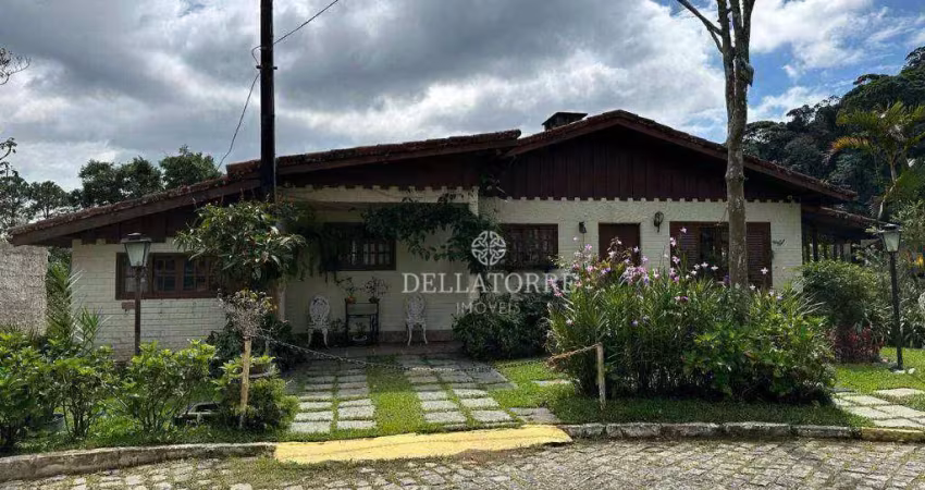 Casa com 3 dormitórios à venda, 132 m² por r$ 890.000,00 - carlos guinle - teresópolis/rj