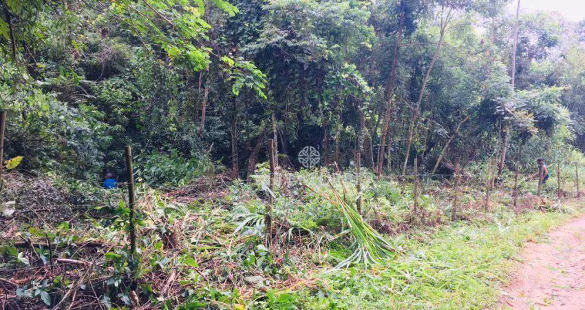 Terreno à venda, 15628 m² por R$ 250.000,00 - Itaipava - Petrópolis/RJ