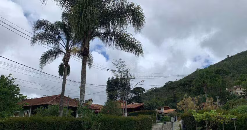 Casa com 3 dormitórios à venda, 122 m² por r$ 890.000,00 - vargem grande - teresópolis/rj