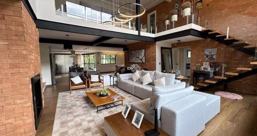 Casa com 4 dormitórios à venda, 358 m² por R$ 2.400.000,00 - Iucas - Teresópolis/RJ