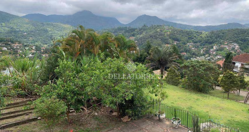 Terreno à venda, 576 m² por R$ 460.000,00 - Golfe - Teresópolis/RJ