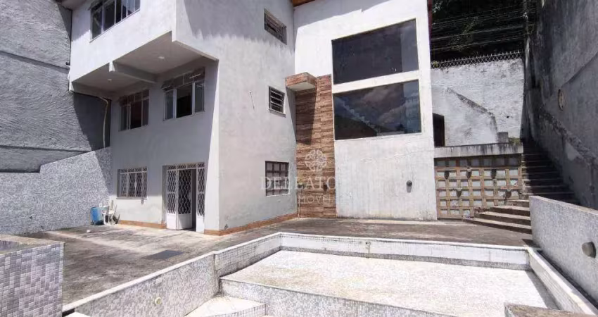 Casa com 4 dormitórios à venda por r$ 590.000,00 - tijuca - teresópolis/rj