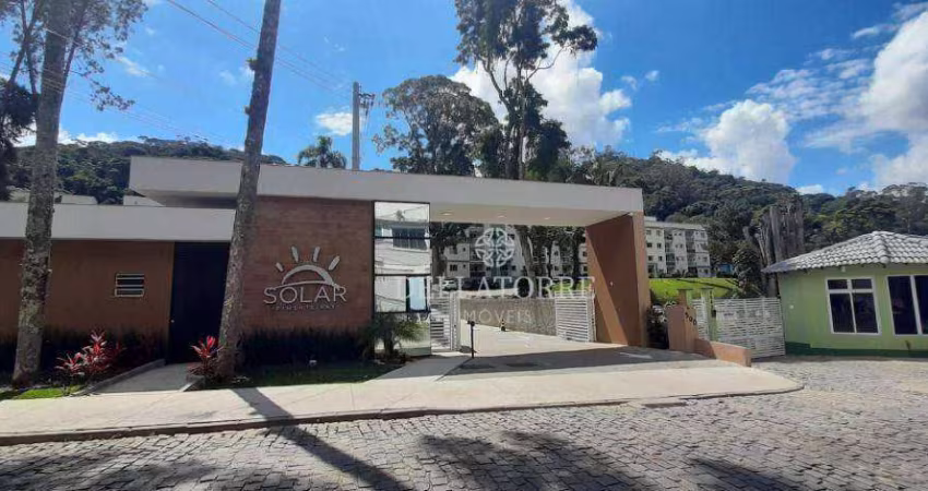 Apartamento com 2 dormitórios à venda, 50 m² por R$ 280.000,00 - Pimenteiras - Teresópolis/RJ