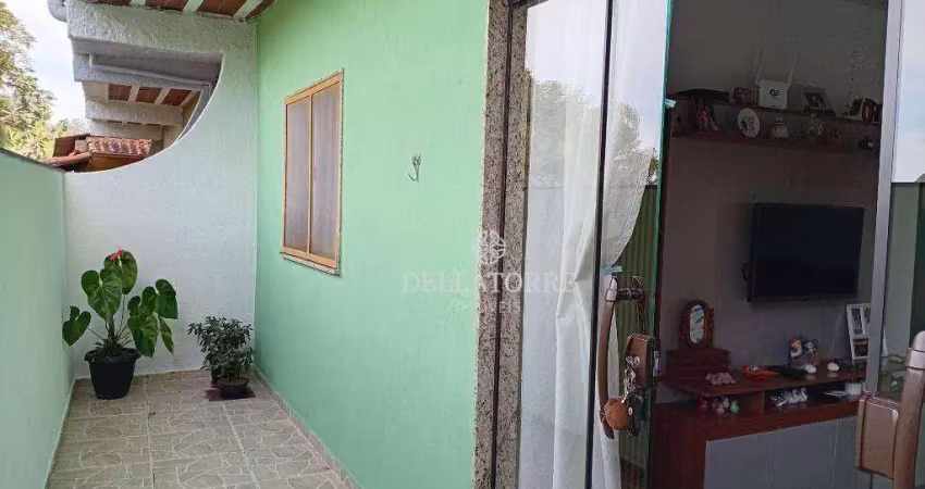 Casa com 2 dormitórios à venda por r$ 240.000,00 - golfe - teresópolis/rj