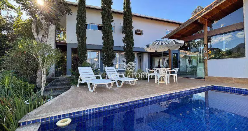 Casa com 4 dormitórios à venda, 500 m² por r$ 2.480.000,00 - golfe - teresópolis/rj