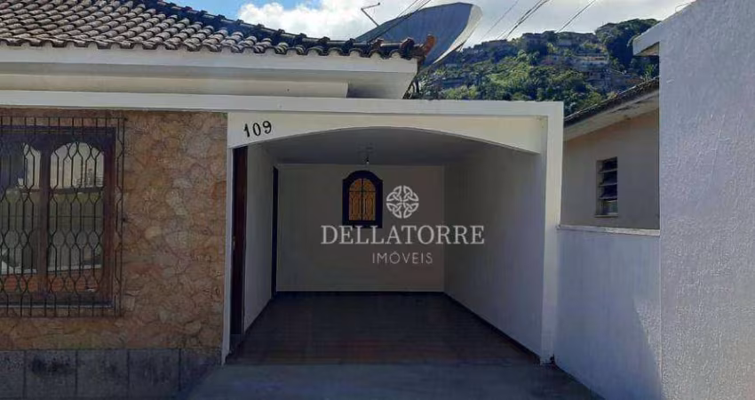 Casa com 4 dormitórios para alugar, 277 m² por R$ 4.025,00/mês - Fazendinha - Teresópolis/RJ