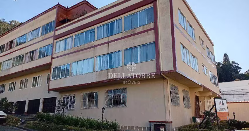 Kitnet com 1 dormitório, 15 m² - venda por r$ 140.000,00 ou aluguel por r$ 1.024,47/mês - taumaturgo - teresópolis/rj
