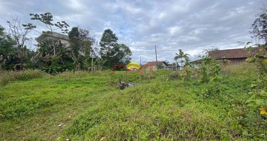 Amplo Terreno com Área Total de 2.345 Metros