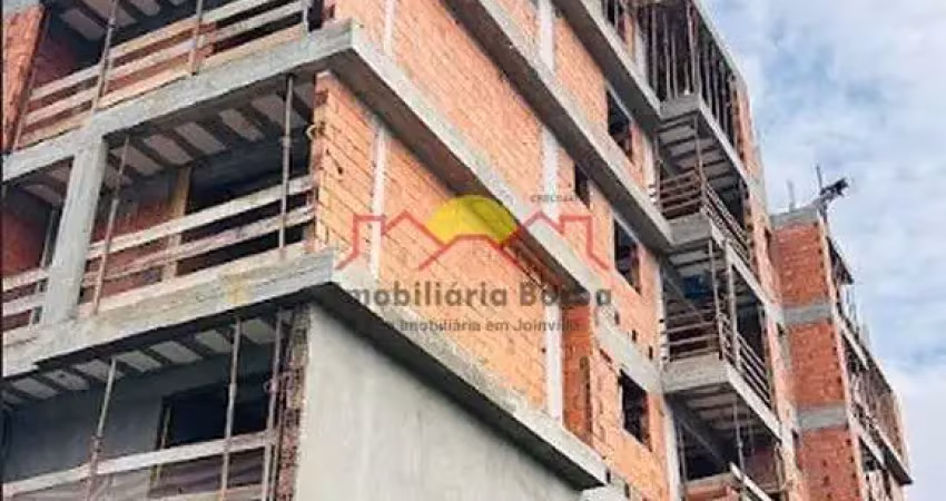 Apartamento com 03 Quartos e Piscina