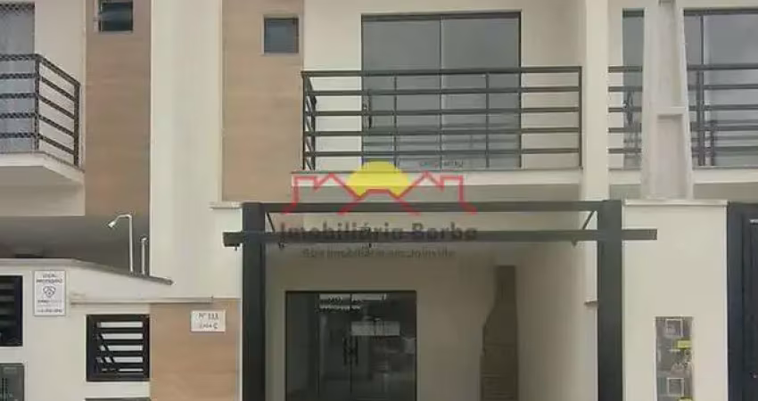 Sobrado Geminado 600 Metros da Praia em Piçarras