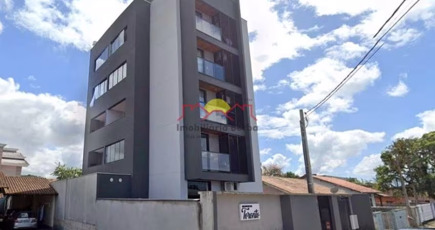 Apartamento com 02 Quartos e Churrasqueira