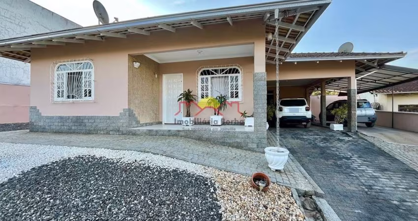 Casa Semi Mobiliada com 03 Quartos e Churrasqueira