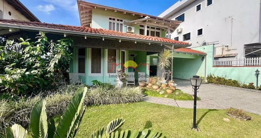 Casa Averbada 100% Mobiliada Alto Padrão