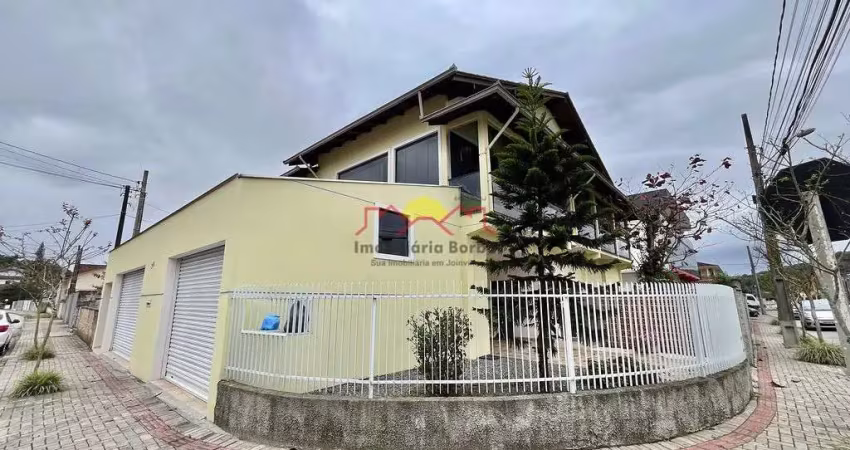 Sobrado Averbado com Suíte e Amplo Terreno
