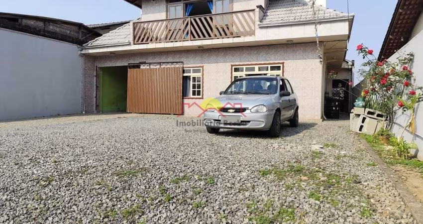 Sobrado Comercial e Residencial com 04 Quartos