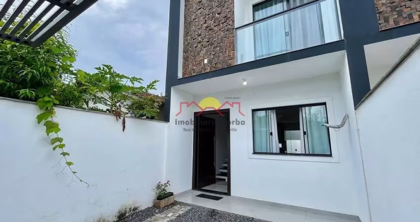 Sobrado Geminado Semi Mobiliado com 02 Quartos