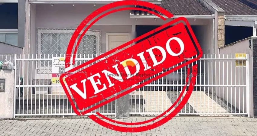 Casa Averbada com 02 Dormitórios na Zona Sul