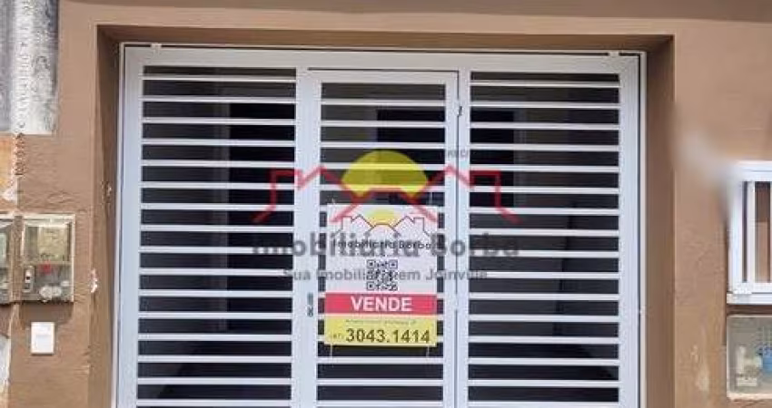 Sobrado Geminado com 02 Dormitórios e Sacada