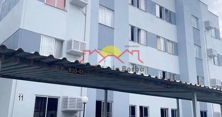 Apartamento com 03 Dormitórios no Iririú