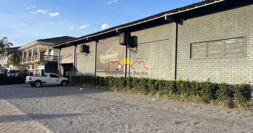 GALPÃO COM 550m² NO BAIRRO BOEHMERWALD