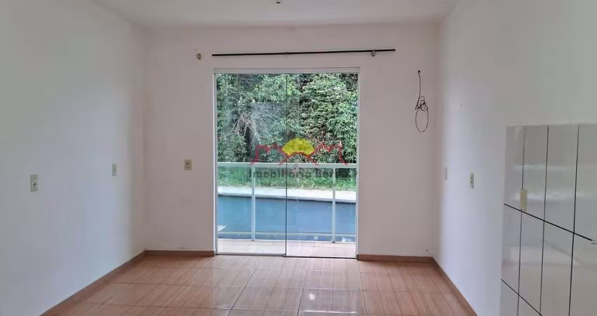 Apartamento com 02 Dormitórios no Itinga