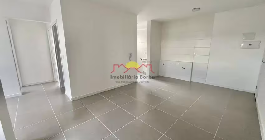Apartamento com 02 Quartos e Elevador