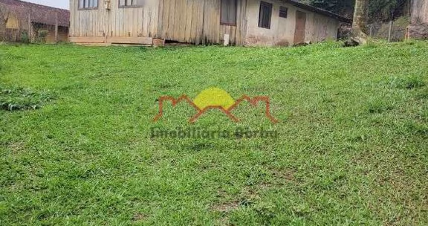 Amplo Terreno com 923m² em Ótima Localização