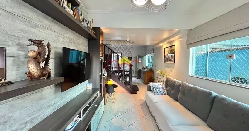 Casa com 3 quartos à venda no Petrópolis, Joinville 