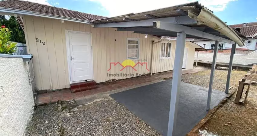 Casa com 2 quartos para alugar no Floresta, Joinville 