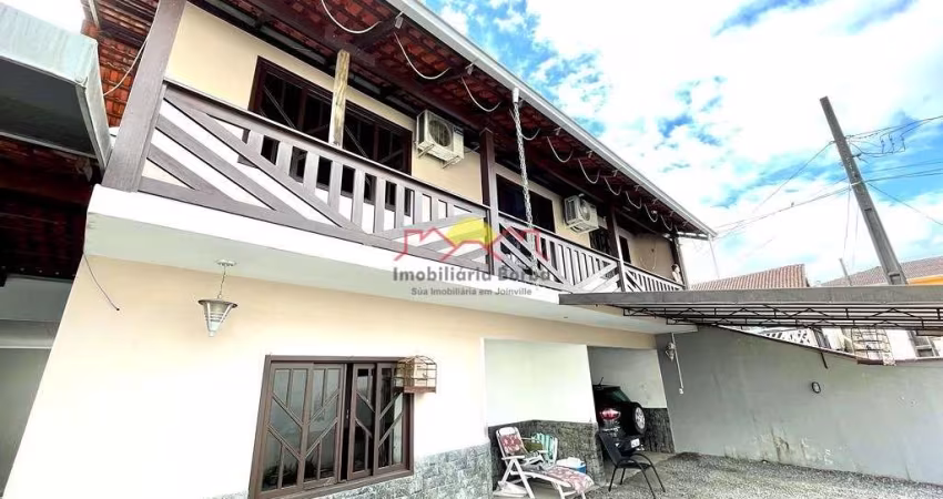Excelente Terreno Amplo Com 02 Ótimas Casas