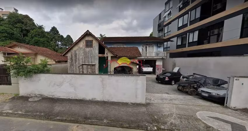Terreno à venda no Saguaçu, Joinville 